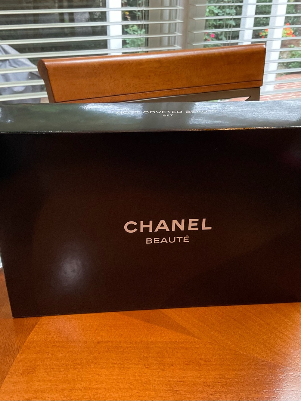 CHANEL Beauté Box AUTHENTIC